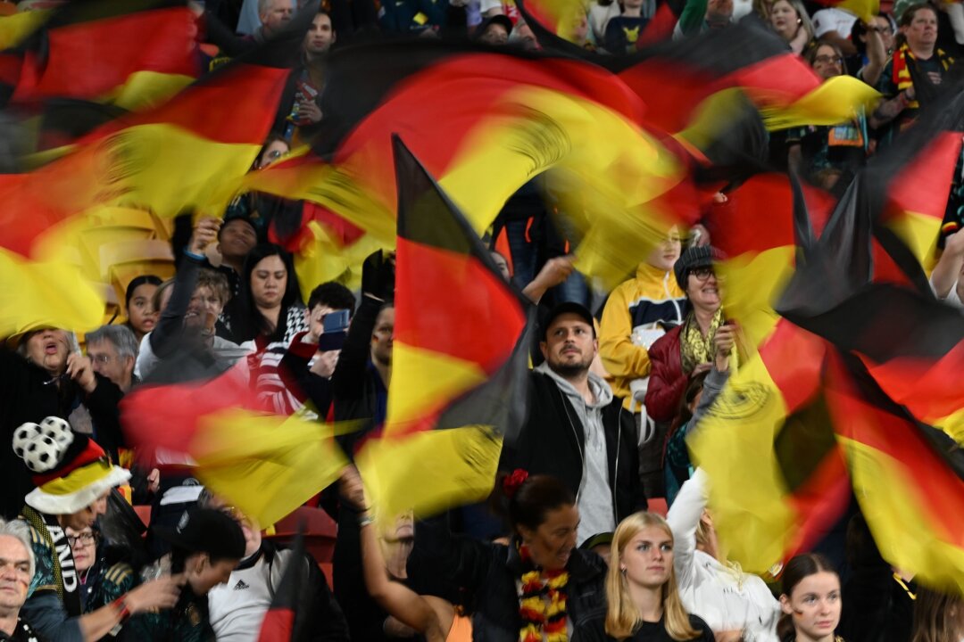 Das Teilnehmerfeld steht: Was Fans zur EURO wissen müssen - Die Euphorie in Deutschland vor der Heim-EM 2024 scheint geweckt. Das Turnier kann kommen.