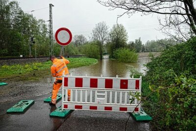 Dauerregen: Überflutungen in Chemnitz - In Chemnitz kommt es aufgrund des Dauerregens zu Überflutungen. Foto: Harry Härtel/Haertelpress