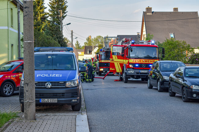 Defekter Verteilerkasten: Rauchgasvergiftungen und Großeinsatz in Lugau - Grund für den Brand ist vermutlich ein defekter Verteilerkasten.