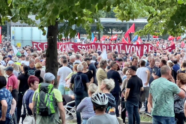 In Leipzig finden sieben Demonstrationen statt. Foto: Daniel Unger