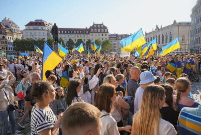 Demonstration für die Ukraine in Dresdner Innenstadt - Gestern fand eine Demonstration für die Ukraine in der Dresdner Innenstadt statt. Foto: xcitepress