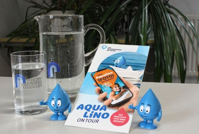 "Aqualino on Tour" - so heißt der Fotowettbewerb der regionalen Wasserversorger. Beim Zweckverband Wasser und Abwasser Vogtland gibt's das Maskottchen. Foto: Jürgen Hadel/ZWAV