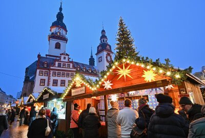 Der Chemnitzer Weihnachtsmarkt hat eröffnet - Eröffnung des Chemnitzer Weihnachtsmarktes. Foto: Andreas Seidel