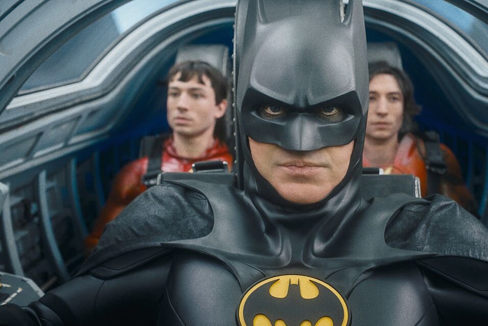 Der doppelte Batman: Das sind die Heimkino-Highlights der Woche - Was für eine Geschichte: Über 30 Jahre nach seinen eigenen "Batman"-Filmen schlüpft Michael Keaton noch einmal ins Fledermaus-Kostüm.