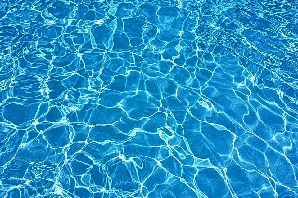 Der Schwimmunterricht kann für Schüler wieder starten! - Symbolbild. Foto: CharlesRondeau/Pixabay
