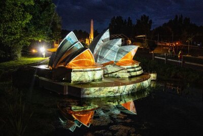 Die "Miniwelt bei Nacht" war diesmal besonders bunt - Das Opernhaus von Sydney im Lichterschein. Foto: Markus Pfeifer