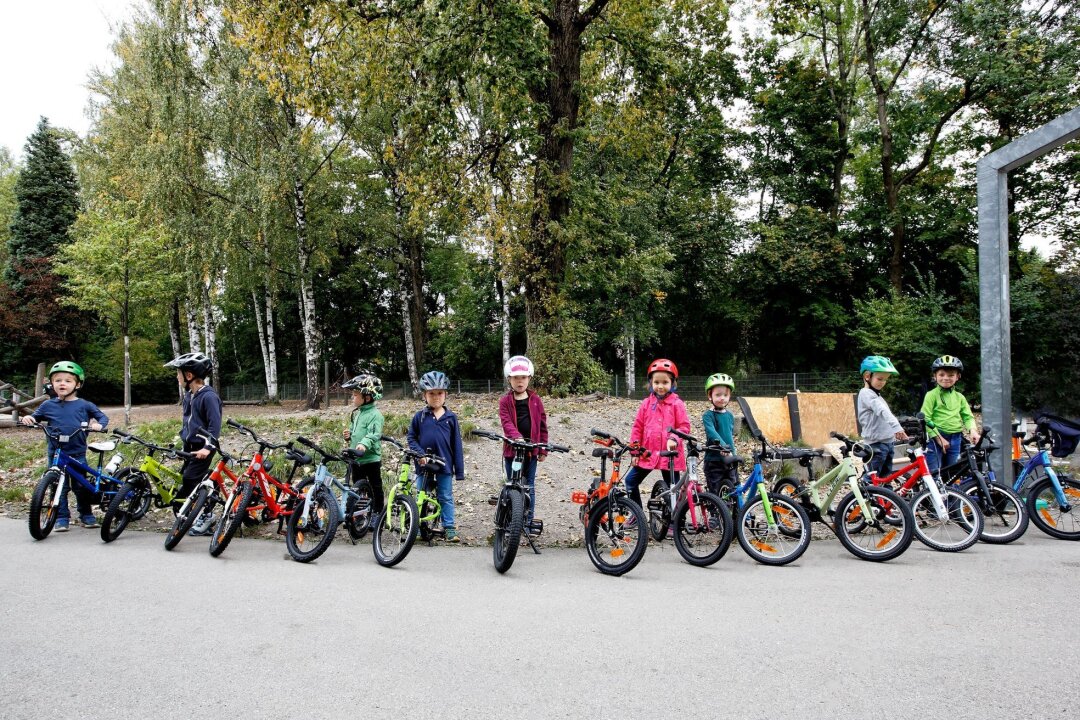 Diese Kinderfahrräder schneiden im ADAC-Test am besten ab - Der ADAC hat 14 Kinderfahrräder getestet.