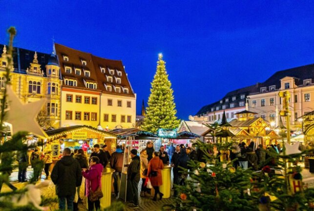 Diese Weihnachtsmärkte finden 2022 in Westsachsen statt - Wird der Zwickauer Weihnachtsmarkt 2022 erstrahlen? Foto: Kultour Z / Archiv