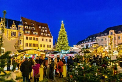 Diese Weihnachtsmärkte finden 2023 in Westsachsen statt - Wann wird der Zwickauer Weihnachtsmarkt 2023 erstrahlen? Foto: Kultour Z / Archiv