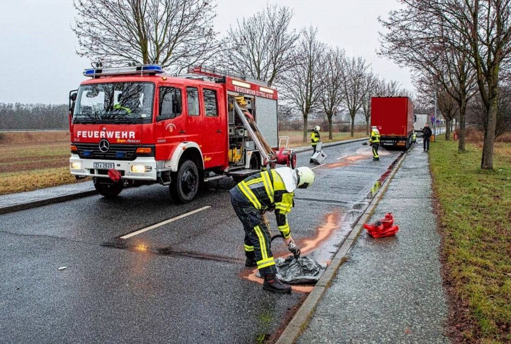 Dieseldiebstahl führt zu Feuerwehreinsatz in Zittau - In Zittau kam es aufgrund eines Dieseldiebstahls zu einem Feuerwehreinsatz. Foto: xcitepress/Thomas Baier