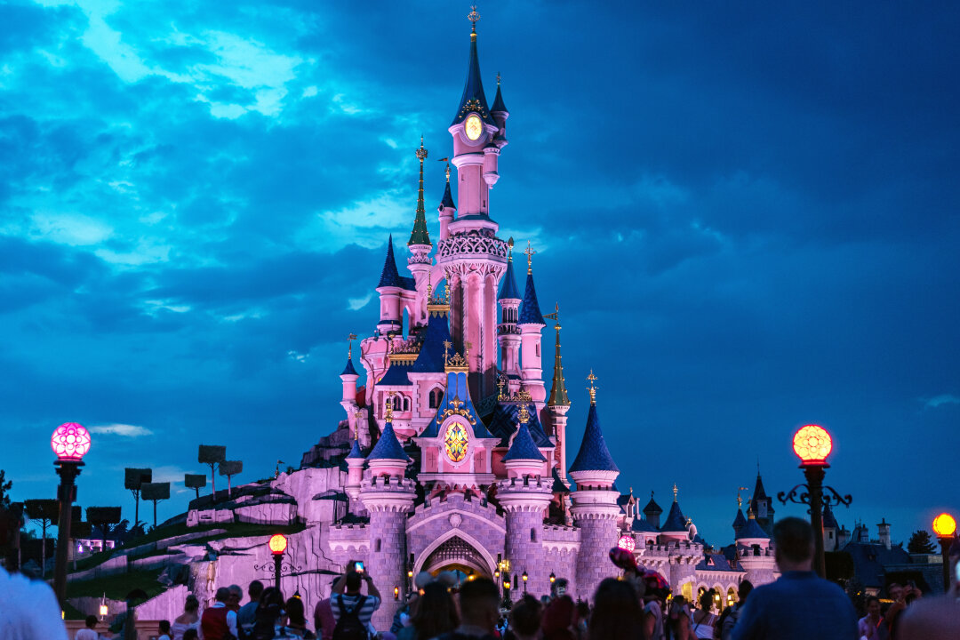 Dieser Disney-Klassiker wird als nächstes realverfilmt - Die Walt Disney Company hat viele Pläne für die Zukunft. Im Foto: Disneyland Resort Paris.