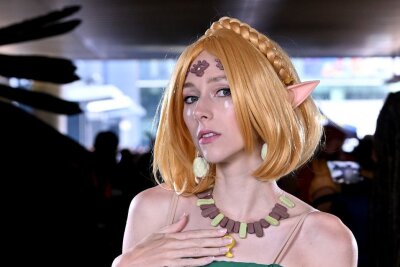 In New York fand mehrere Tage lang ein Schaulaufen der Film-, Serien-, Comic- und Spielefans statt. Die spektakulärsten Gaming-Cosplays der Comic-Con sehen Sie hier. Den Anfang macht diese Prinzessin Zelda aus "The Legend of Zelda: Tears of the Kingdom".