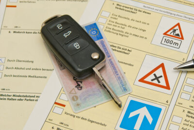 Digitaler Führerschein: Alles, was man wissen muss - Kommt der digitale Führerschein endlich?