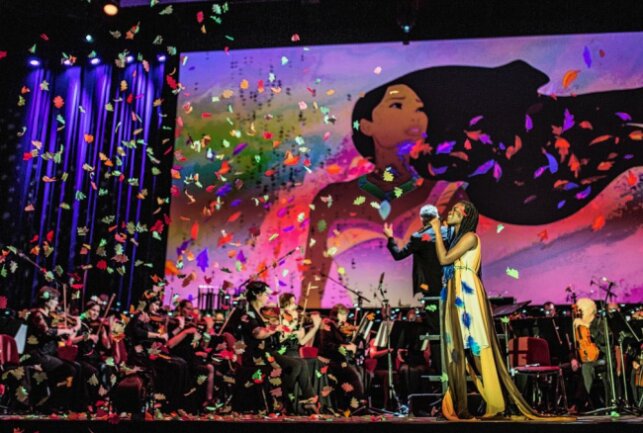 Disney100: "The Concert" in der Messe Chemnitz - Mit diesen legendären Soundtracks verzaubert auch die erfolgreiche Konzertreihe "Disney in Concert" seit 2016 ihre Fans. Foto: Frank Embacher