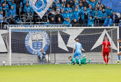 Doppelter Bozic schießt CFC gegen Hertha-Bubis zu verdientem Heimsieg - Im Bild: Tor für den CFC durch Dejan Bosic. Foto: Harry Härtel