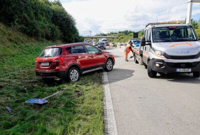 Drei Kilometer Stau auf der A72 durch schweren Verkehrsunfall - Unfall auf der A72 (Foto: Harry Haertel)