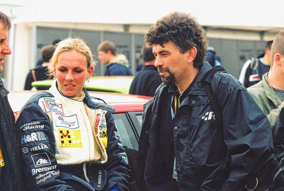 Dreifacher Trabi-Meister würde heute 70 - Steffen Nickoleit (re.) mit seiner Tochter Franziska 2002 auf dem Sachsenring. Foto: Thorsten Horn