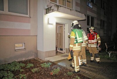 Dresden: Erneuter Brand im Keller eines Hauses - Am Wölfnitzer Ring kam es in einem Mehrfamilienhaus zu einem Brand. Foto: Roland Halkasch