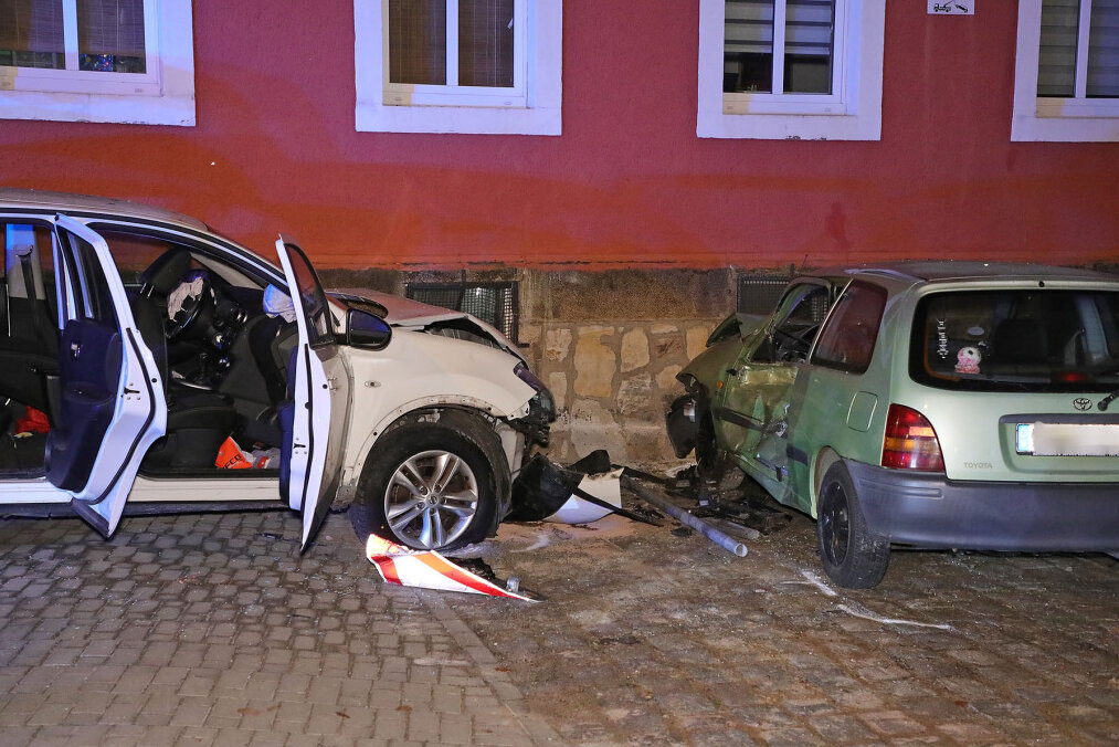 Am Donnerstag kam es gegen 16.40 Uhr auf der Steinbacher Straße/Chamissostraße zu einem Verkehrsunfall.
