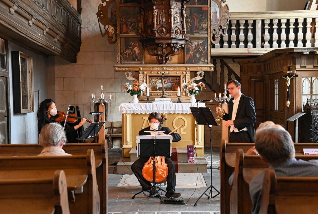 Dresdner Bach-Solisten waren im Klösterlein zu hören - Die Dresdner Bach-Solisten haben im Klösterlein Zelle in Aue ein Konzert gegeben. Foto: Ramona Schwabe