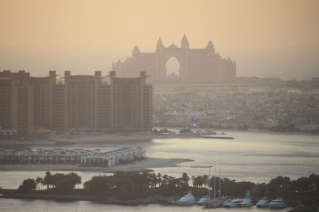 Dubai: Die Stadt der Superlative und ich mittendrin - Das bekannte Atlantis Hotel. Foto: Hermine Möckel