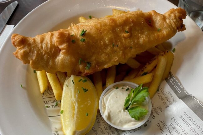 Dublin: Ein Kurztrip in die irische Hauptstadt - Ein Muss: Traditionelles Fish and Chips.