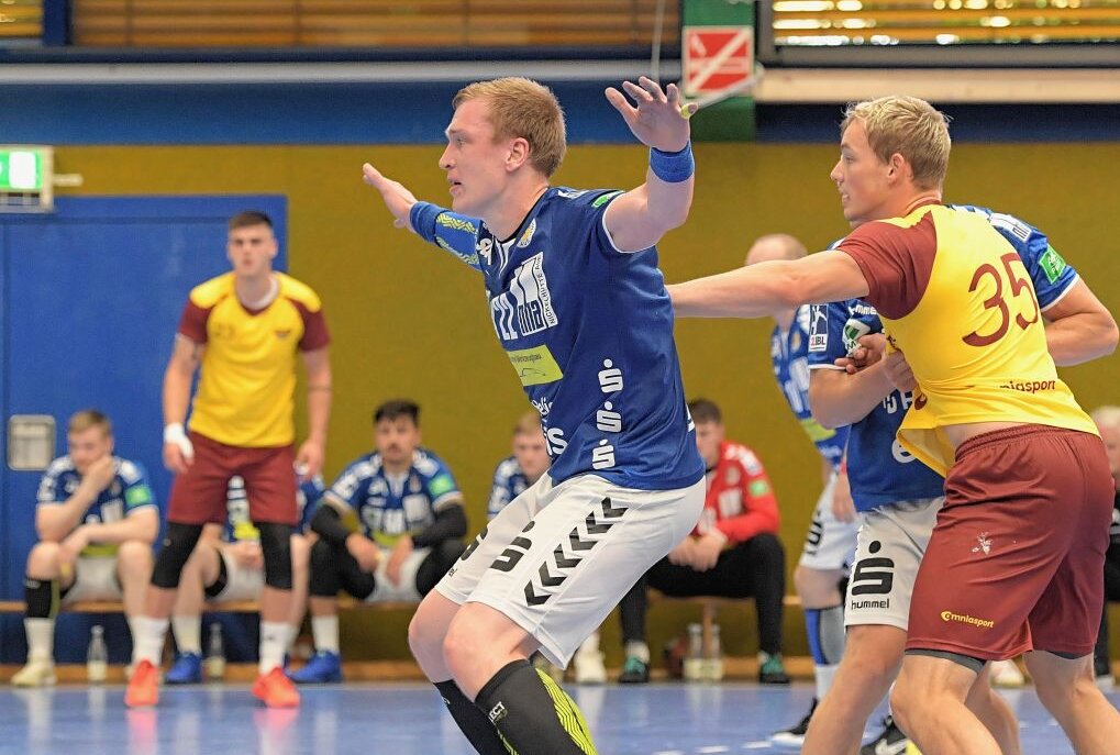 Die Auer Handball haben gegen Prag getestet - im Bild Petr Slachta. Foto: Ralf Wendland