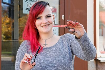 Eigener Friseurladen: Junge Chemnitzerin erfüllt sich einen Traum - Jennifer Lorenz hat ihren Friseurladen eröffnet. Foto: ChemPic