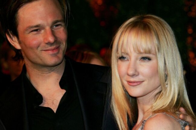 2001 heiratete Anne Heche den Kameramann Coley Laffoon, von dem sie sich 2007 trennte. Die Scheidung folgte 2009.