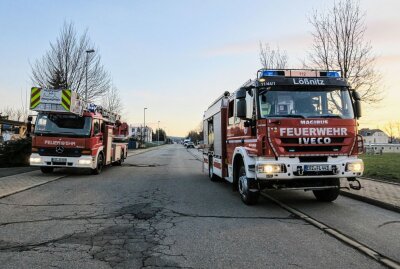 Einbrennofen in Alberoda in Brand - Die Feuerwehr musste am Freitagmorgen nach Alberroda zu einem Brand ausrücken. Foto: Niko Mutschmann