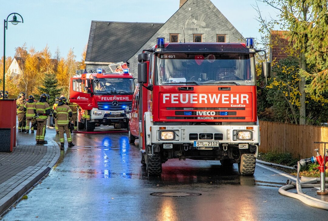 Einsatz in Oberdorf: Akku eines Elektromotorrads gerät in Brand - Akku eines Elektromotorrads gerät in Brand. Foto: Andre März