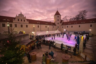 Die Eislaufbahn macht wieder auf. Foto: Stadt Freiberg/Marcel Schlenkrich 