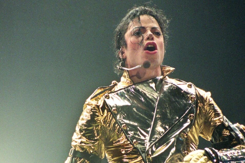Endlich offiziell: Biopic über Michael Jackson bekommt Kinostart - Im April 2025 soll ein Biopic über Superstar Michael Jackson erscheinen. Der Sänger wird von seinem Neffen Jaafar gespielt. 