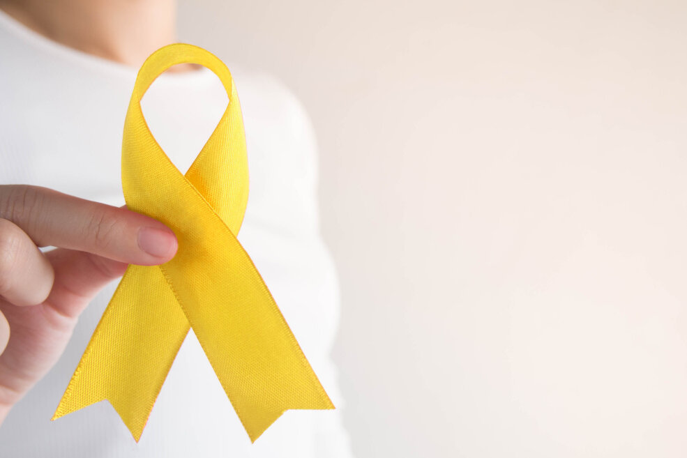 "Endo March": Aktionsmonat für eine der häufigsten und unbekanntesten Krankheiten - Die gelbe Schleife als Zeichen für die Krankheit Endometriose und den damit verbundenen Aktionsmonat "Endo March".