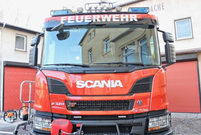 Eppendorf: Neues Fahrzeug für den Katastrophenschutz - Die Aufbauten sind auf einem Scania-LKW montiert. Foto: Knut Berger
