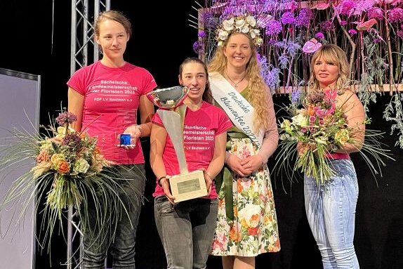 Erfolgreiches Wochenende für Chemnitzer Floristinnen - Die Sieger der 15. Sächsischen Landesmeisterschaft. Foto: Luisa Uhlmann