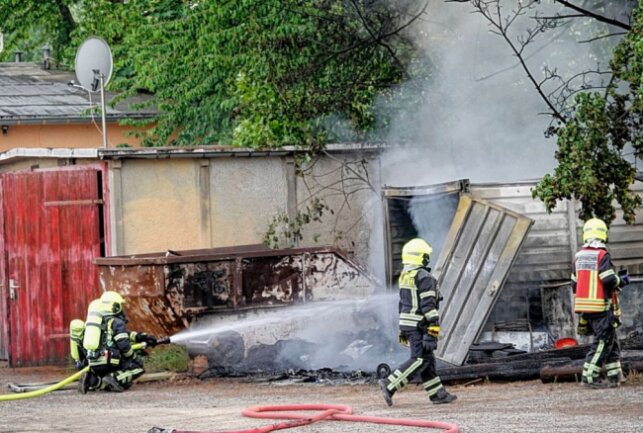 Erneuter Brand in Chemnitzer Industriebrache. Foto: Harry Härtel