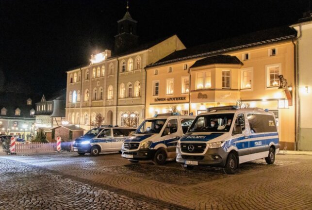 Erneut Polizeieinsatz in Zwönitz. Foto: André März 