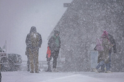 Erster Schnee auf dem Fichtelberg. Foto: Bernd März