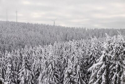 Erstes Skigebiet im Erzgebirge öffnet seine Pforten auf tschechischer Seite - Im Wintersportgebiet Klinovec liegen aktuell 50 cm Schnee. Foto: André März