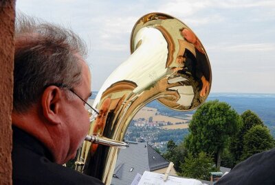 Erstes "Turm zu Turm-Konzert" 2022 in Augustusburg - Die "Turm zu Turm-Konzerte" können noch bis zum 27. August besucht werden. Foto: Maik Bohn