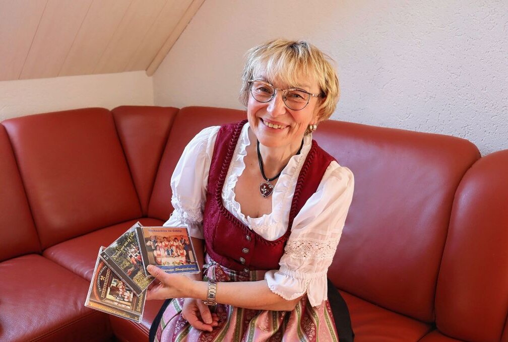 "Es ist für mein Arzgebirg" - Carmen Krüger ist bei allem, was sie tut mit Herzblut dabei. Foto: Ilka Ruck