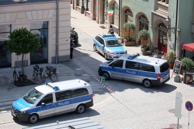Evakuierung: Bombendrohung gegen Zwickauer Rathaus! - 