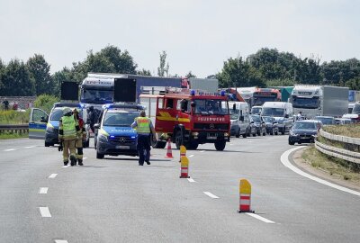 Fahrer auf A4 verletzt: PKW prallt auf Wohnmobil - Auf der A4 kam es heute zu einm Unfall. Foto: Roland Halkasch
