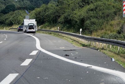 Fahrer auf A4 verletzt: PKW prallt auf Wohnmobil - Auf der A4 kam es heute zu einm Unfall. Foto: Roland Halkasch