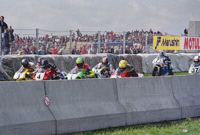Fan und Freund des Sachsenrings: Franz Rau verstorben - Start der Pro Superbike 1996 auf dem neuen Sachsenring. Foto: Thorsten Horn