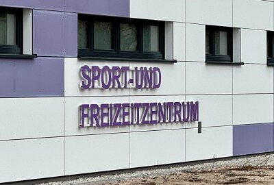 FC Erzgebirge Aue als prominenter Hauptnutzer des Sport- und Freizeitzentrums in Aue - Für das Sport- und Freizeitzentrum in Aue ist der FC Erzgebirge Aue per Bewirtschaftungsvertrag als Hauptnutzer benannt. Foto: Ralf Wendland