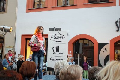 Fest der Begegnungen: Freiberger Nachtschicht war ein voller Erfolg - Die Modenschau. Foto: Renate Fischer