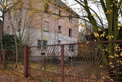 Feuer in Borsdorfer Villa: Immer wieder brennt es im alten VEB-Werk! - Teile der Fabrikantenvilla auf dem Gelände. Foto: Archiv/Anke Brod