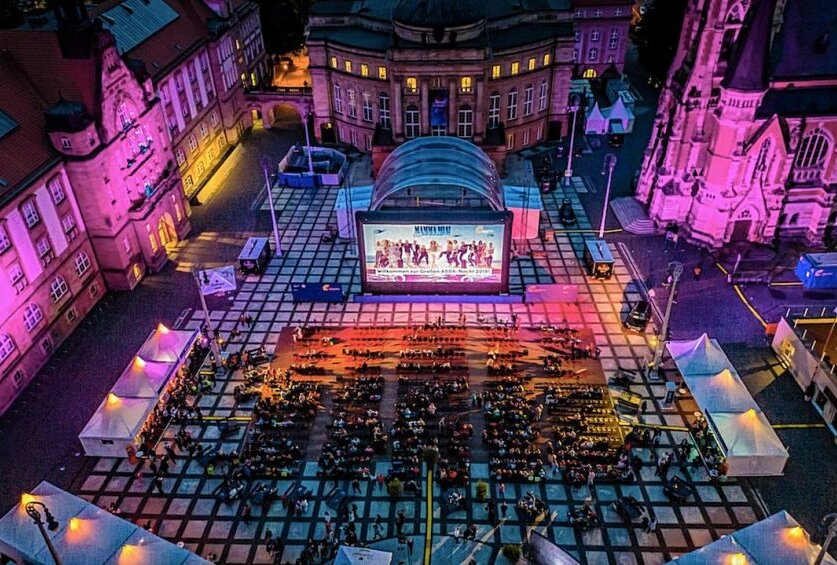 Filmnächte: Sonderregelung für mehr Konzerte in Chemnitz? - Ein Blick auf den Theaterplatz. Foto: Meisterwerke NEO GmbH/Patrick Engert